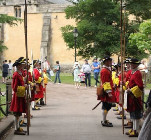 Militia on guard in Wells